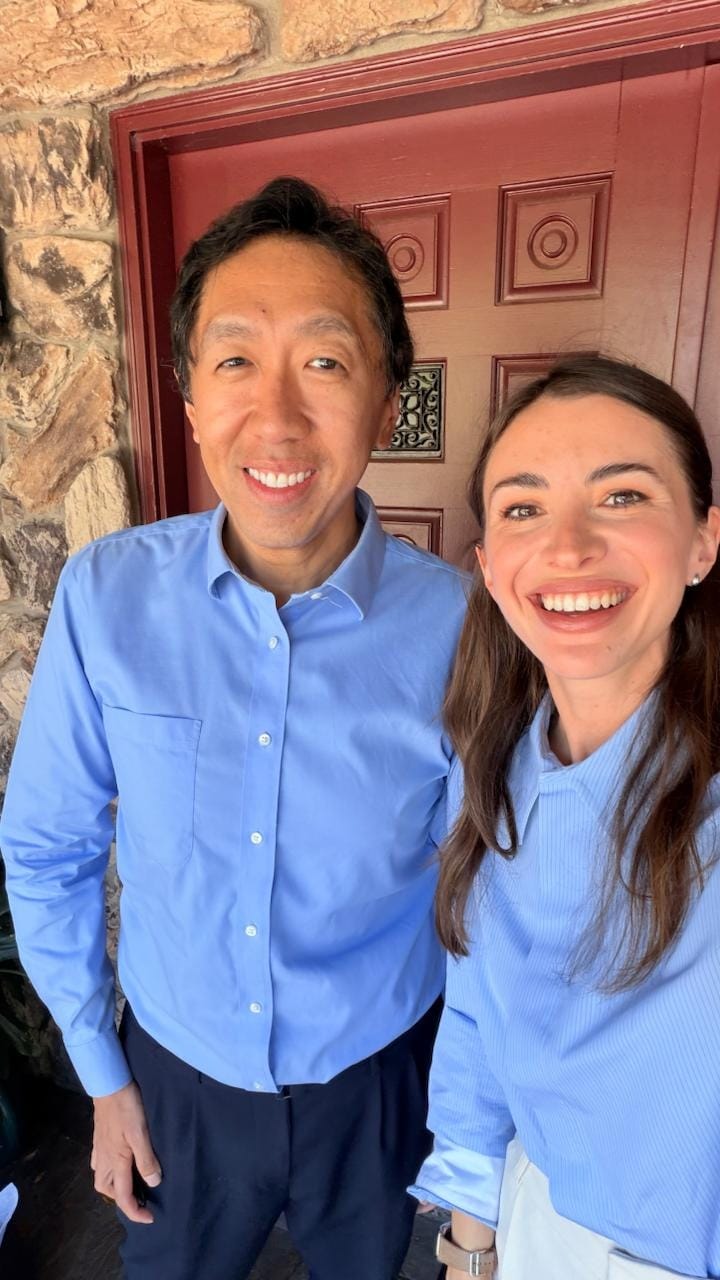 Andrew Ng与Marina Mogilko合影